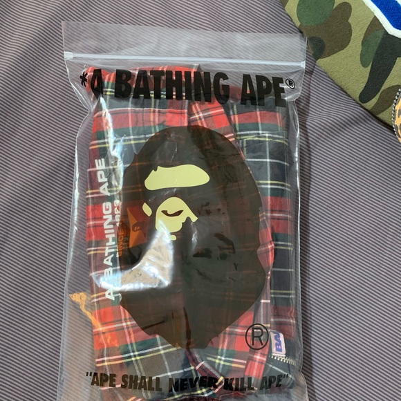 Men’s bape plaid Shorts size Large - Picture 2 of 10